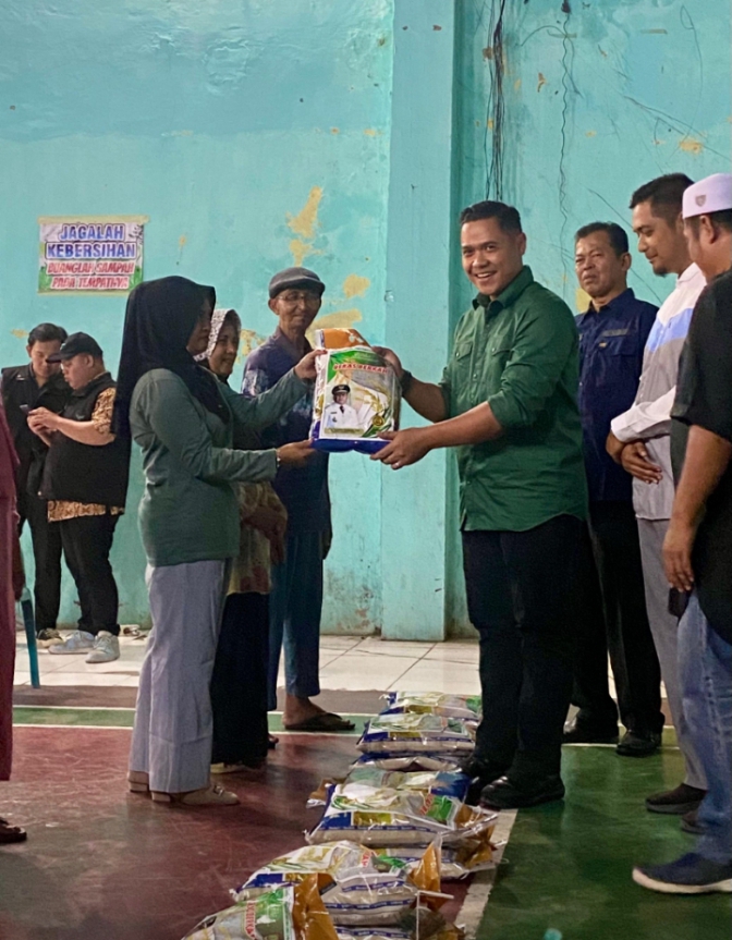 Pengabdian Mahasiswa Melalui Pasar Murah di Kalteng