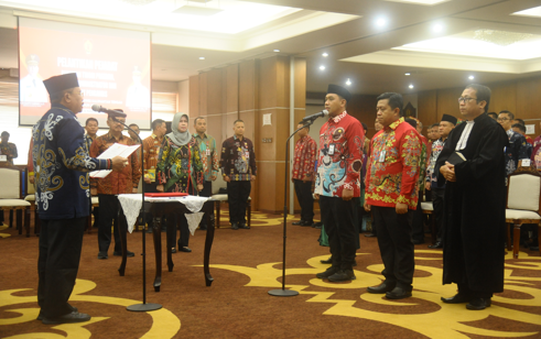 Sekda Lantik 45 Pejabat Pemprov 