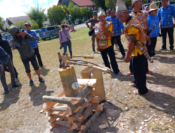 Uniknya Lomba Maneweng, Manetek, Tuntang Manyila Kayu Uniknya Lomba Maneweng, Manetek, Tuntang Manyila Kayu