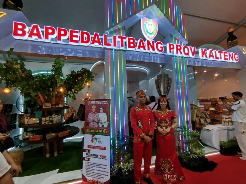 KALTENG EXPO 2024-Bappedalitbang Kalteng Pamerkan Produk Lokal