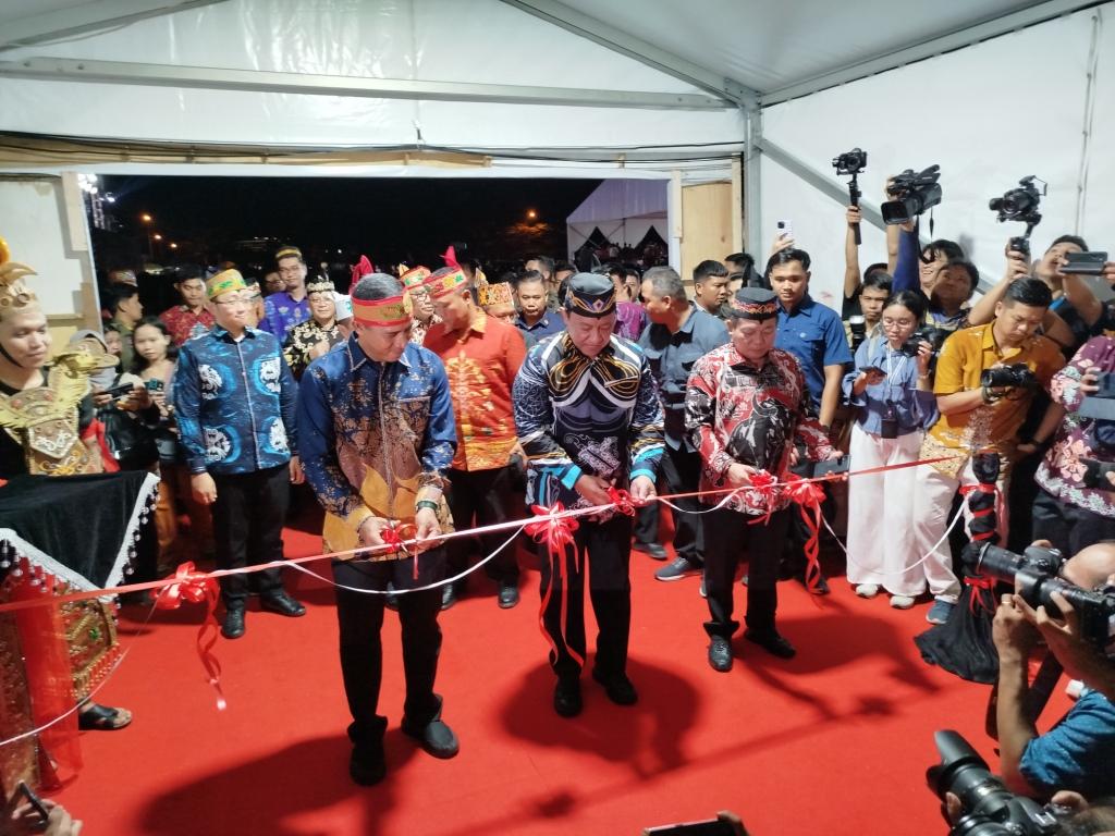 KALTENG EXPO 2024-Bappedalitbang Kalteng Pamerkan Produk Lokal