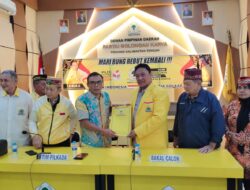 Edy Pratowo mendaftar Bakal Calon Wakil Gubernur Kalteng. 