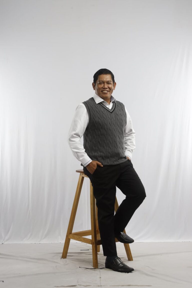 Rahmat Hidayat Sosok Pemimpin Visioner Rahmat Hidayat Sosok Pemimpin Visioner