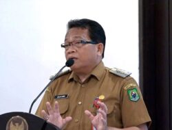 Pj Bupati Hadiri Sosialisasi Pengaduan Perusakan Hutan Pj Bupati Hadiri Sosialisasi Pengaduan Perusakan Hutan