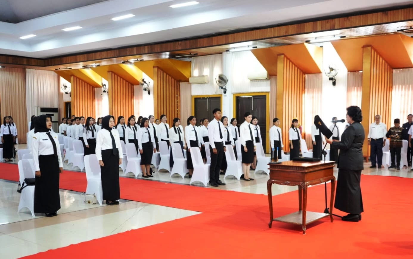 Pj Bupati Lilis Suriani Lantik 91 PPPK