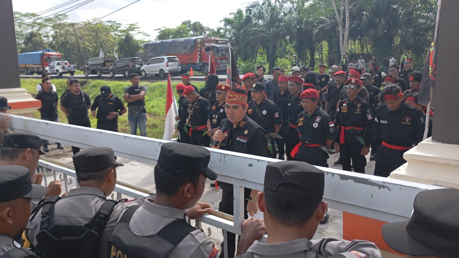 Minta Pelaku Pembunuhan Dibebaskan, Batamad Pulpis Geruduk Pengadilan