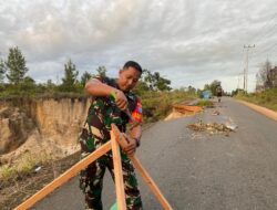 Hati-hati! Jalan Pujon-Jangkang Longsor Hati-hati! Jalan Pujon-Jangkang Longsor