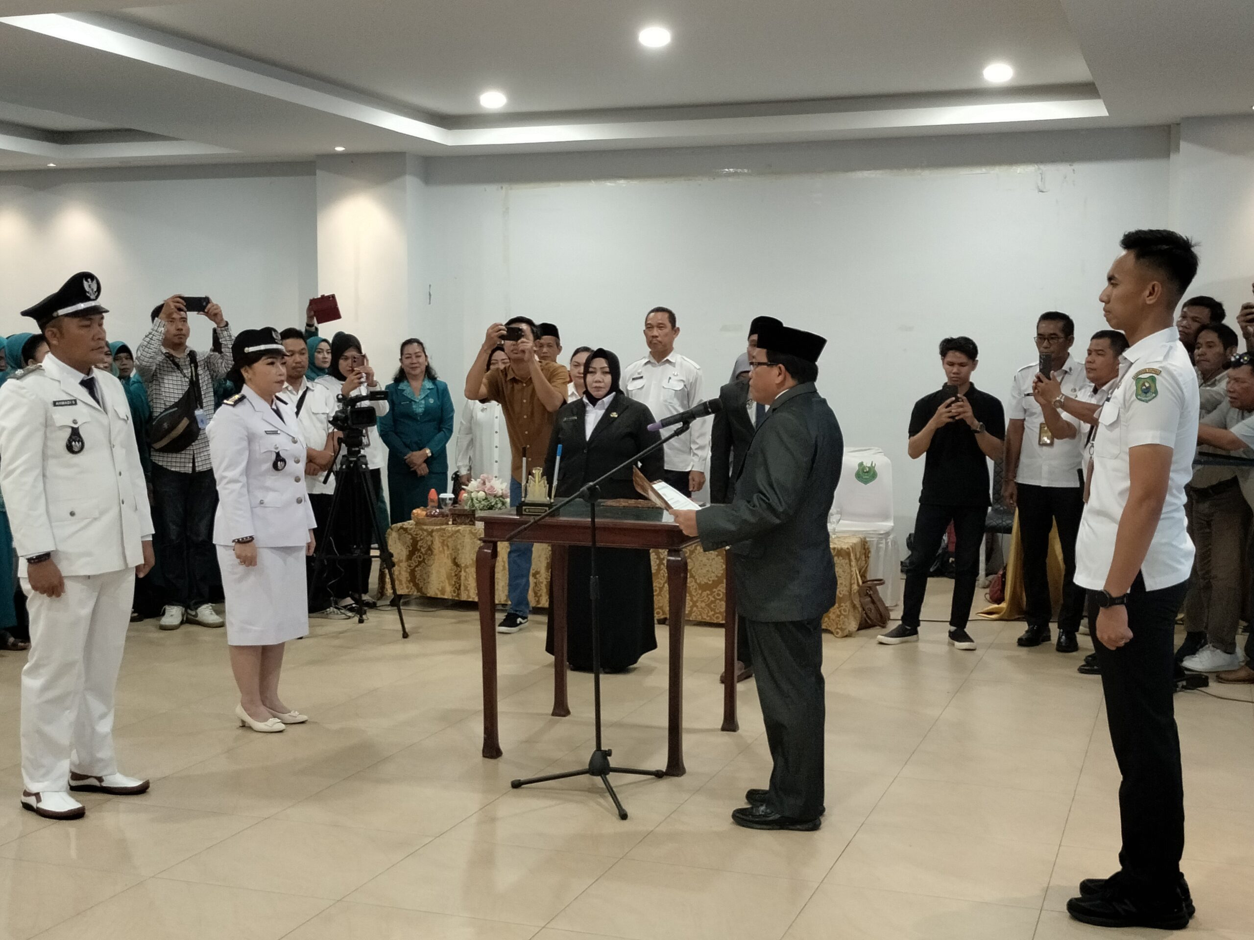 Pj Bupati Kapuas Kukuhkan 171 Kades Jabatan 8 Tahun