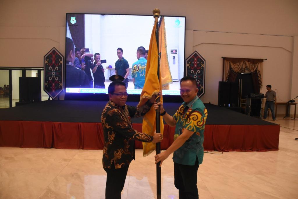 Pj Bupati Lepas Kontingen Pesparawi Kapuas