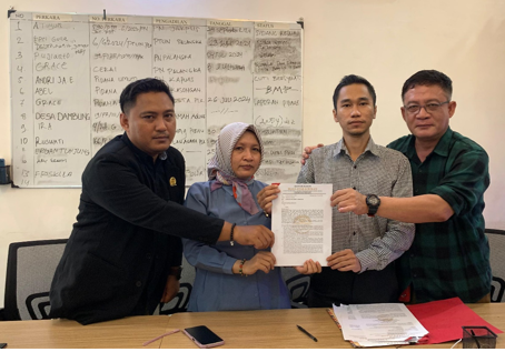 Utang Rp2,75 Miliar Belum Bayar, Ary Egahni Somasi Tokoh Wanita Barito