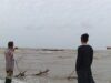 Kapal Tak Bertuan Terdampar di Pantai Lunci