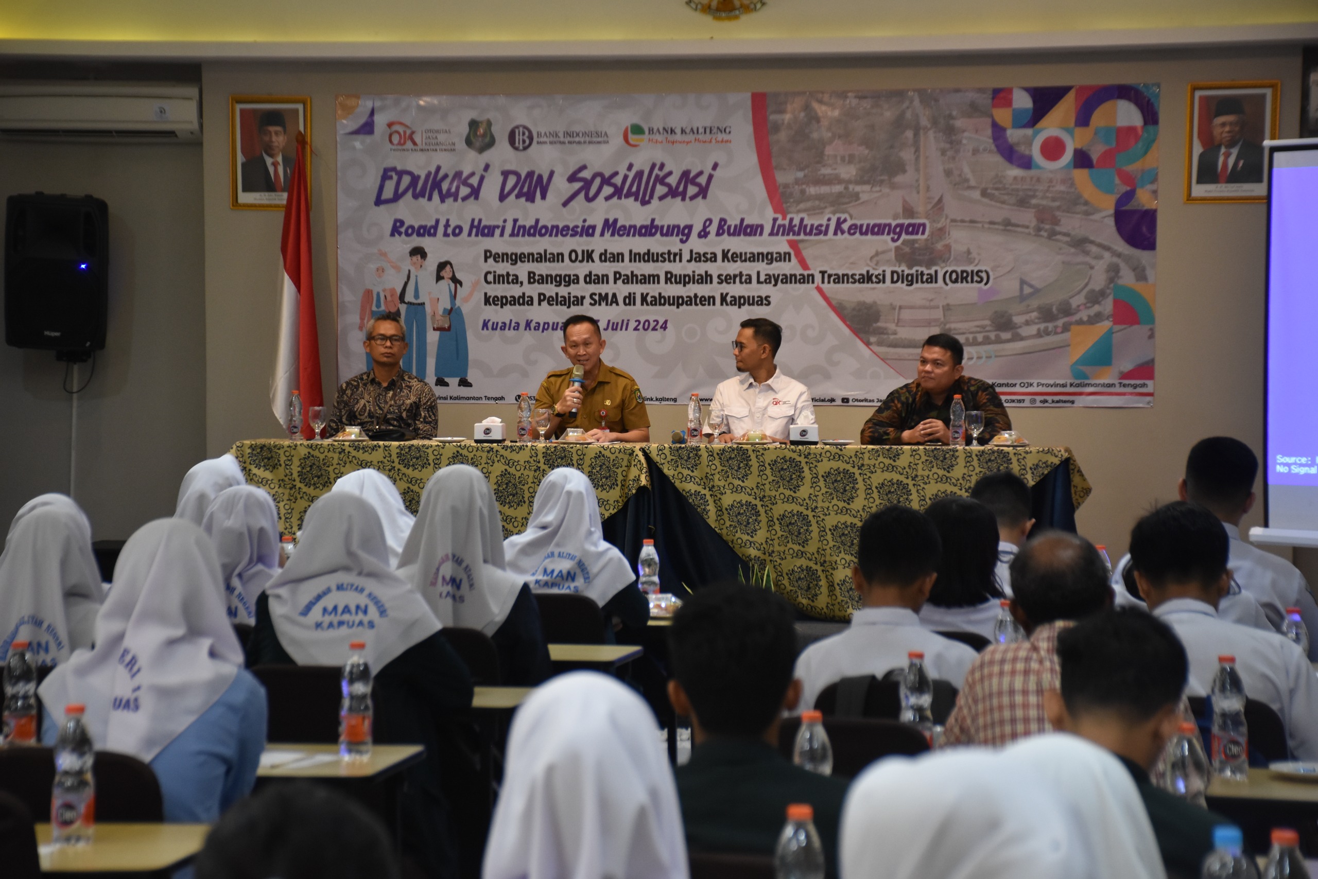 Pelajar Kapuas Dapatkan Edukasi Literasi Keuangan