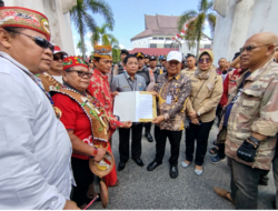 Tolak Pemimpin Bukan Dayak, Ditujukkan ke Bacalon?