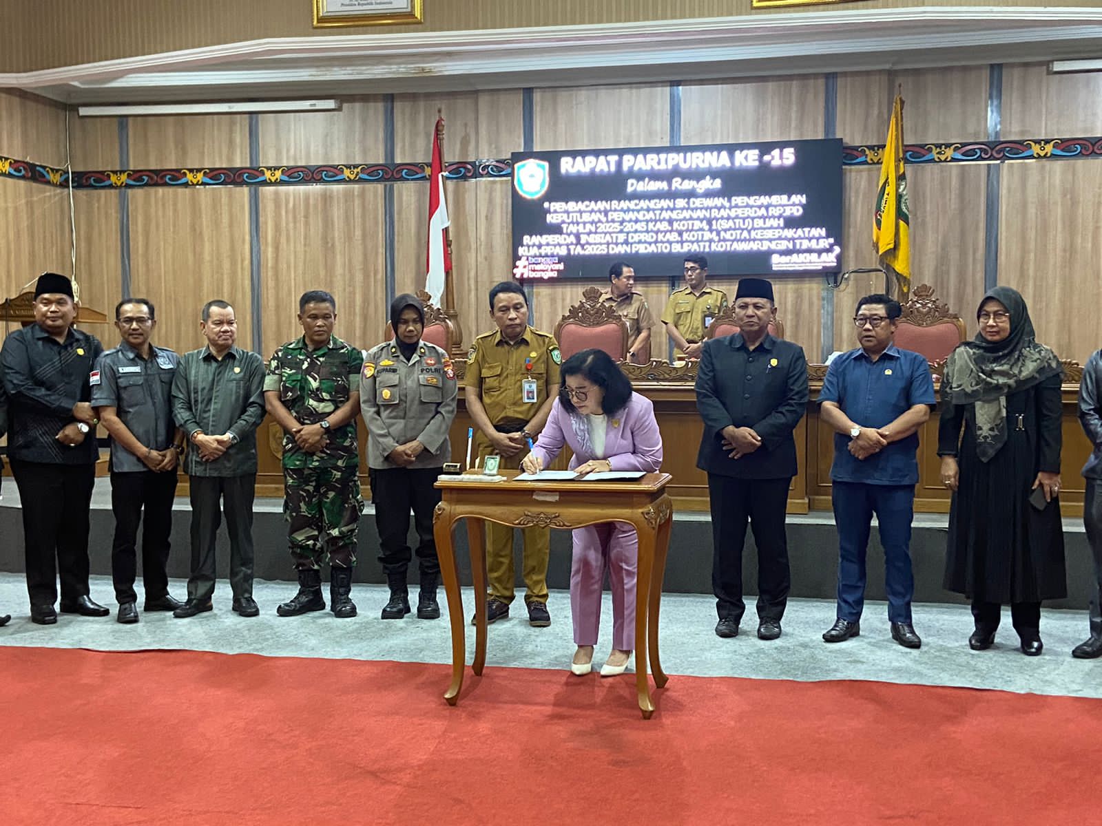 Nota Kesepakatan KUA PPAS 2025 Ditandatangani 
