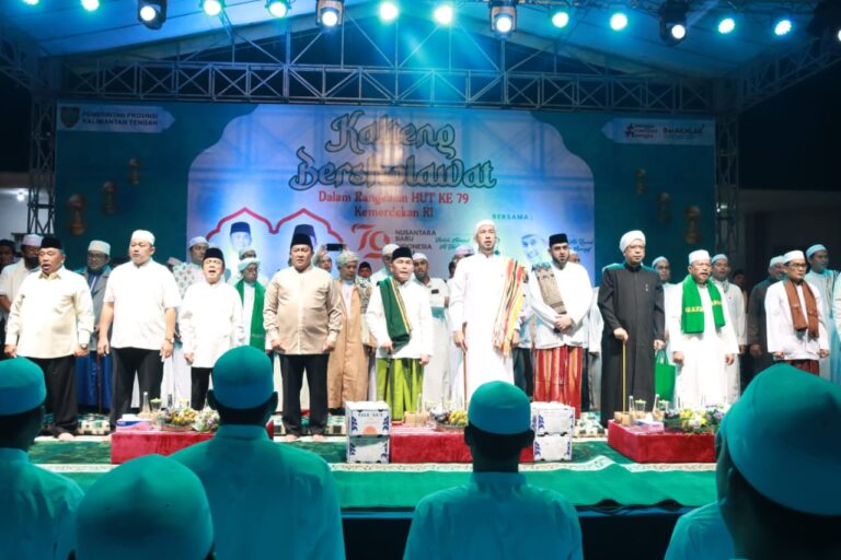 Ribuan Masyarakat Hadiri Kalteng Bershalawat