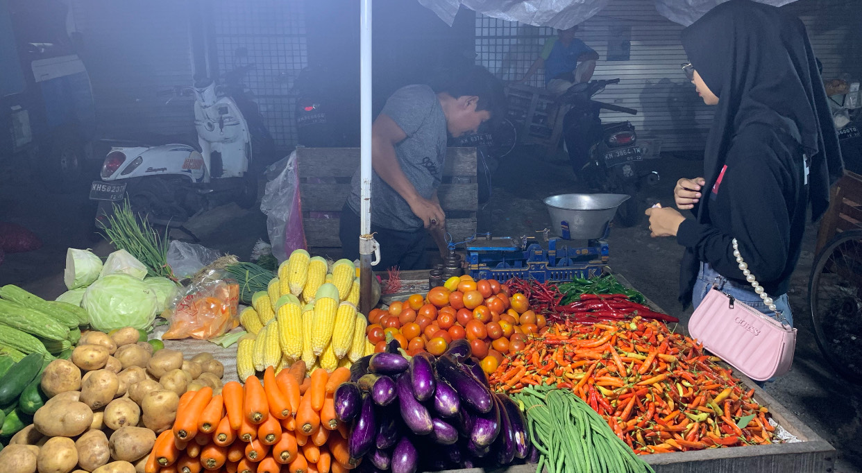 Pendapatan Pedagang Turun 70 Persen