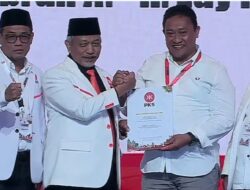 Pilgub Kalteng 2024: PKS Serahkan B1 KWK Kepada Agustiar Sabran dan Edy Pratowo
