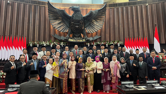 Refleksi Agustin Teras Narang