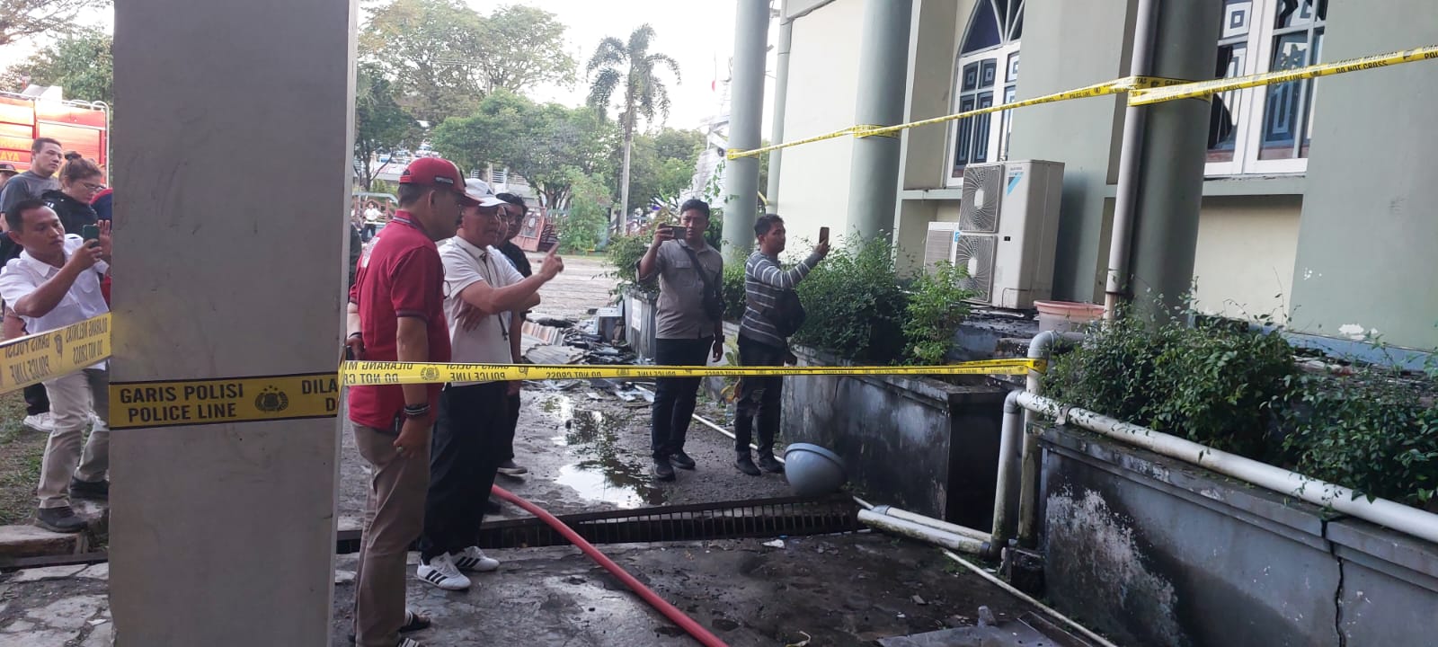 Peduli Sesama, Agustiar Sabran Kunjungi Gereja Maranatha Usai Kebakaran