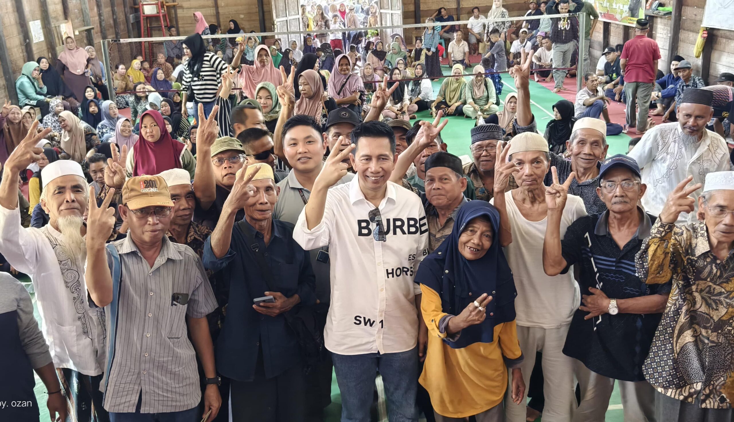 Koyem Disambut Ribuan Warga Murung Raya