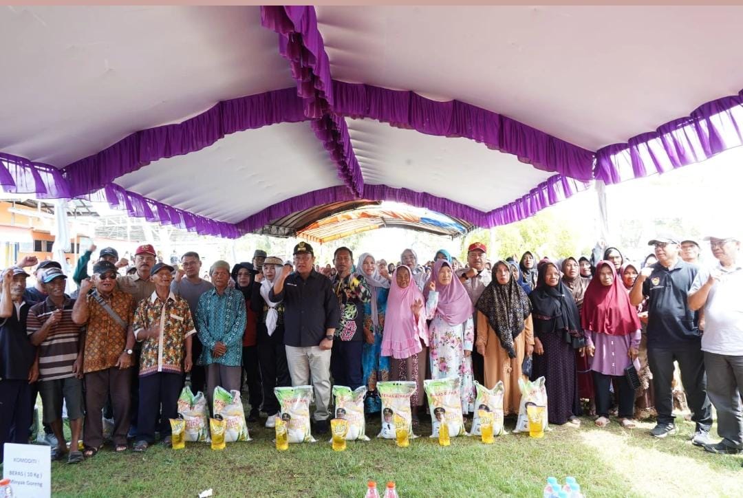 Wagub Buka Pasar Murah di Kapuas