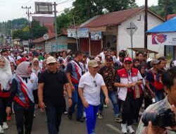 Gubernur Buka Pasar Murah di Bartim Gubernur Buka Pasar Murah di Bartim