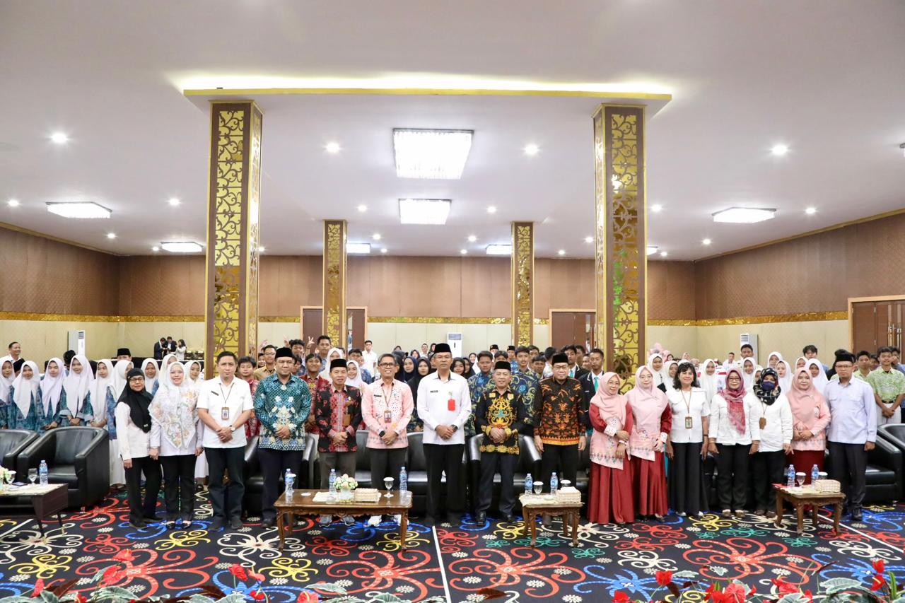 100 Siswa SMA Dibekali Bimbingan Perkawinan 