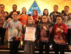 Pj Bupati Pulpis Raih SAKIP Award 2024 Pj Bupati Pulpis Raih SAKIP Award 2024