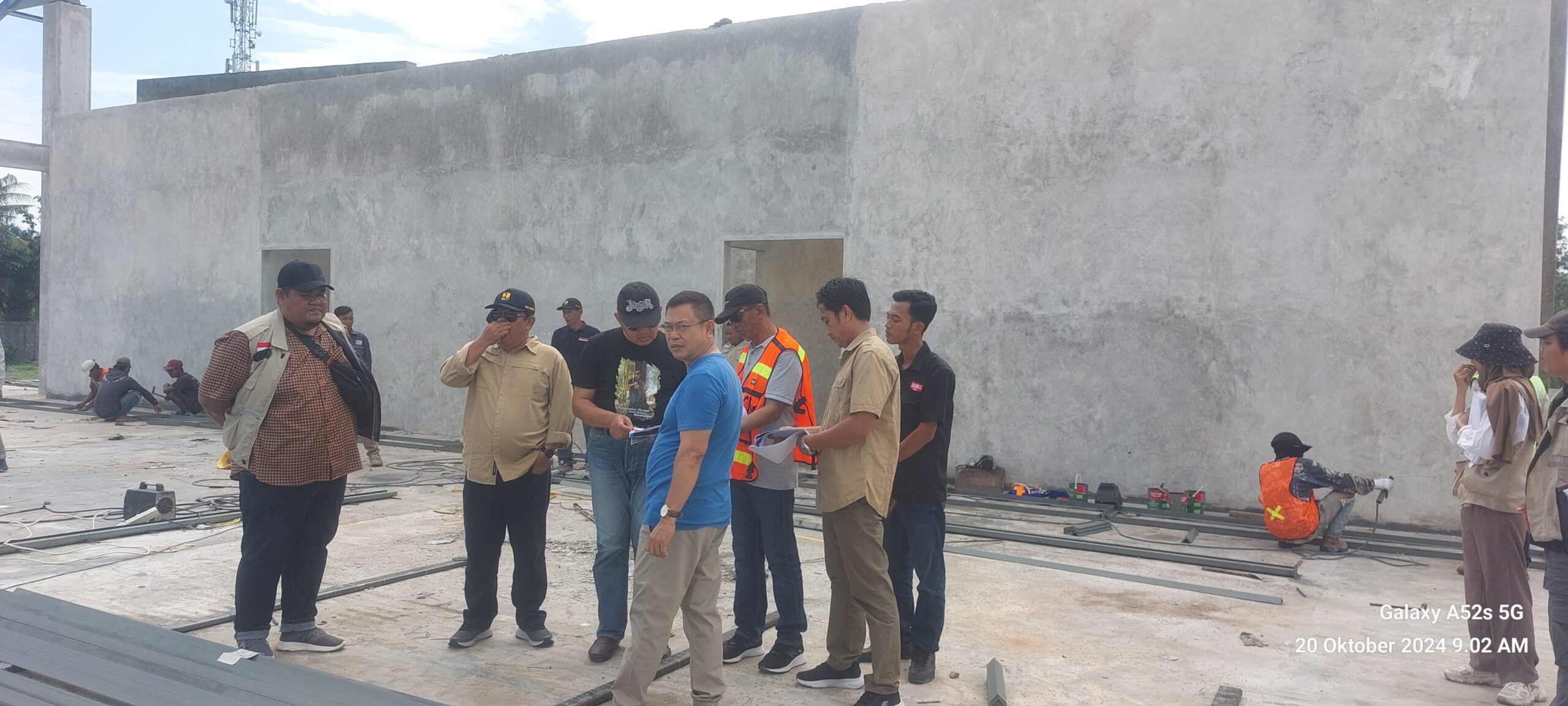 Pj Bupati Tinjau Progres Kegiatan Fisik Dinas PUPR Pj Bupati Tinjau Progres Kegiatan Fisik Dinas PUPR