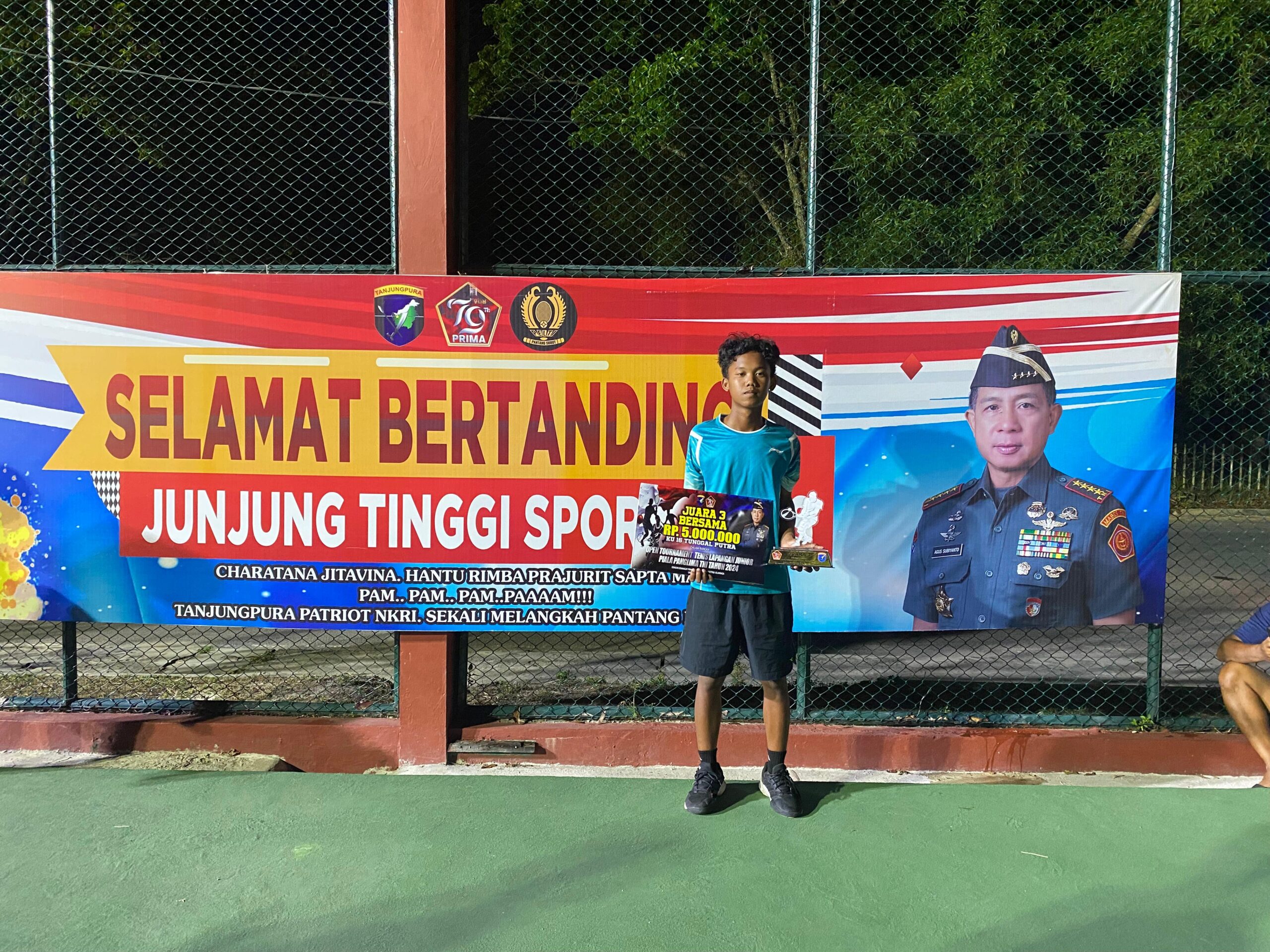 OPEN TURNAMEN PANGLIMA TNI-Siswa SMAN 1 Palangka Raya Juara 3