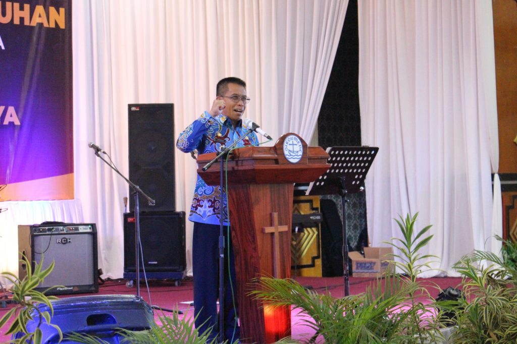 Pj Bupati Mura Hadiri Persekutuan Hamba Tuhan