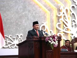 Wagub Kalteng Hadiri Pengucapan Sumpah Jabatan Pimpinan DPRD Prov. Kalteng