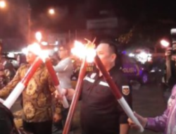 Pj. Bupati Mura Lepas Pawai Obor