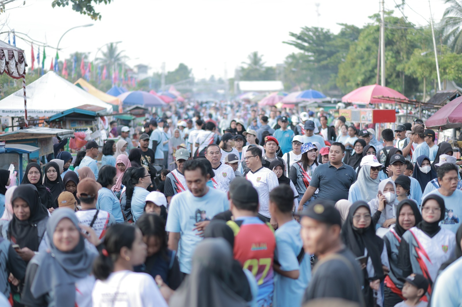 Meriahkan HUT Ke-63 Bank Kalteng, Fun Walk Kalteng Berkah Sukses Digelar di Kapuas