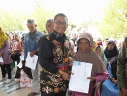 Pemkab Lamandau Salurkan BLT DBH-DR dan Bansos UEP kepada KPM