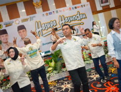 Fairid-Zaini Siap Hadapi Debat Publik II Fairid-Zaini Siap Hadapi Debat Publik II