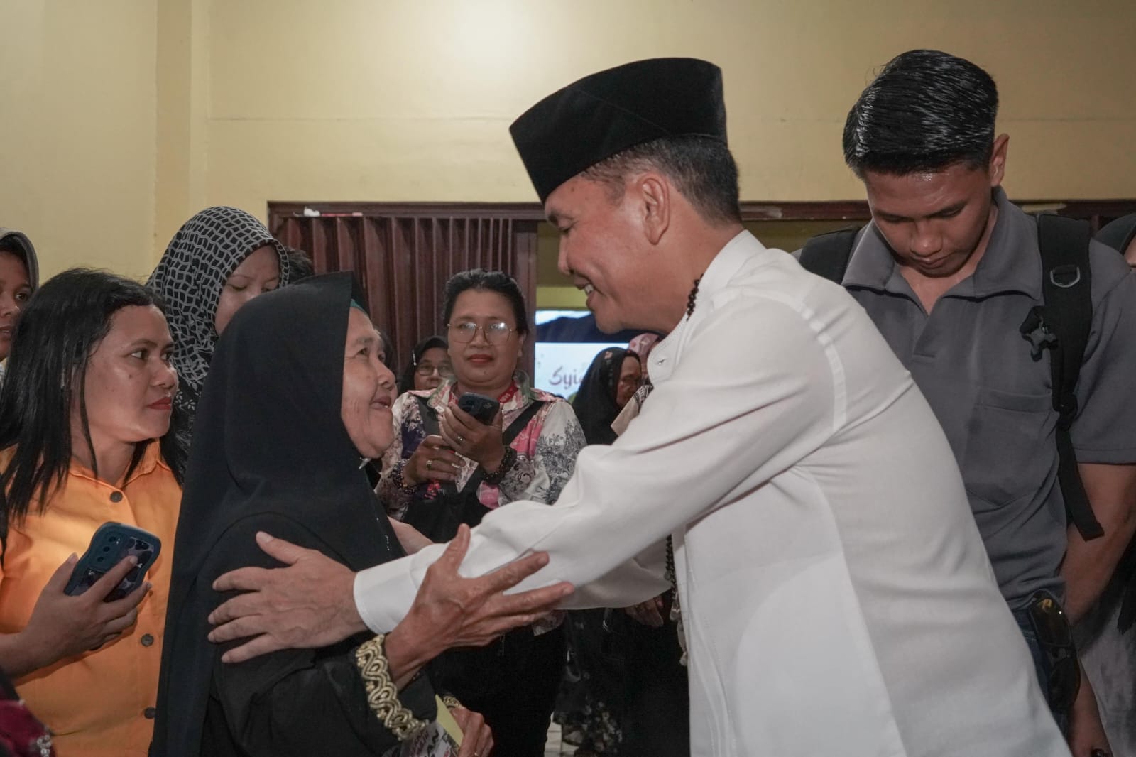 Pernah Sumbangkan Seluruh Gaji, Agustiar Sabran Pemimpin Humanis Gercep Bantu Rakyat
