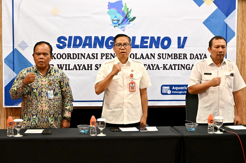 Kepala Bappedalitbang Prov. Kalteng Buka Sidang Pleno V TKPSDA WS Mentaya-Katingan Tahun 2024