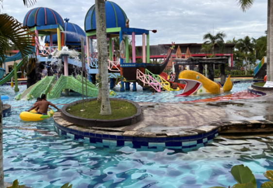 Nikmatnya Liburan Akhir Tahun di Kalawa Waterpark Palangka Raya