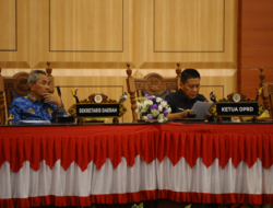 RAPAT PARIPURNA KE-14-Bahas 4 Raperda Inisiatif DPRD