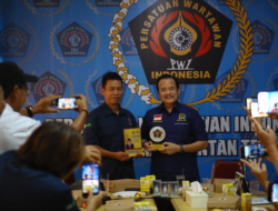 Kunjungi PWI Kalteng, Teras Narang Diskusi Bersama Wartawan