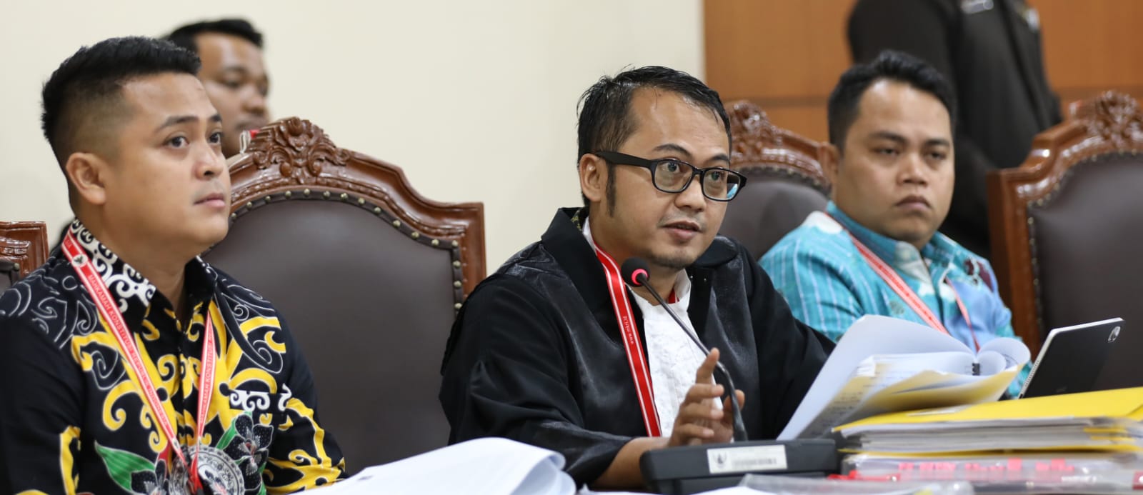 SIDANG MK PILKADA BARSEL-Menghitung Masa Jeda Mantan Terpidana Calon Wakil Bupati Barsel