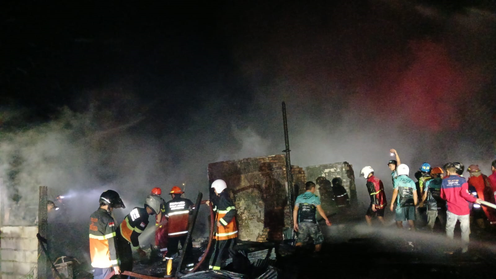 5 Unit Rumah Guru Ludes Terbakar