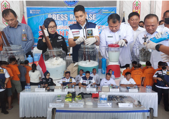 BNNP Kalteng Musnahkan 2,3 Kg Sabu