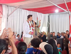 Warga Lamandau Sambut Pasangan Bupati dan Wakil Bupati Rizky-Hamid