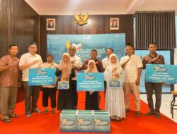 Peduli Sesama, Pelindo Multi Terminal Branch Bumiharjo Bagendang Bagikan Santunan dan Paket Ramadan kepada Masyarakat 