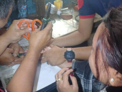 Cincin Lengket, Perempuan Ini Minta Tolong Disdamkarmat