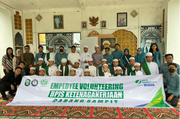 Employee Volunteering, BPJS Ketenagakerjaan Sampit Berikan Bantuan untuk Panti Asuhan Putra Borneo