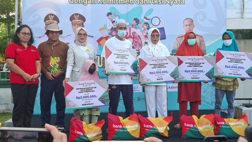 Bank Kalteng Serahkan CSR untuk Pasien Tuberkulosis