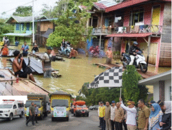GUBERNUR BANTU KORBAN BANJIR-3.000 Paket Sembako Dikirim ke Wilayah Barito GUBERNUR BANTU KORBAN BANJIR-3.000 Paket Sembako Dikirim ke Wilayah Barito